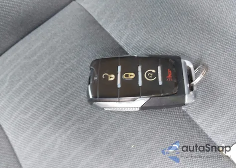 2019 Ram 1500 Big Horn/Lone Star 4X4 5'7 Box from USA, damaged, VIN 1C6SRFFTXKN726125